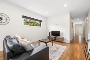 The Rayhur Residence - Modern Family Townhouse